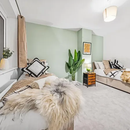 Apartmán Elegant Redhill Drive Retreat Near Eastville Park 4 Bedroom By Altoluxo Short Lets & Serviced Bristol