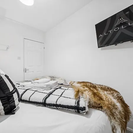 Elegant Redhill Drive Retreat Near Eastville Park 4 Bedroom By Altoluxo Short Lets & Serviced Apartmán *