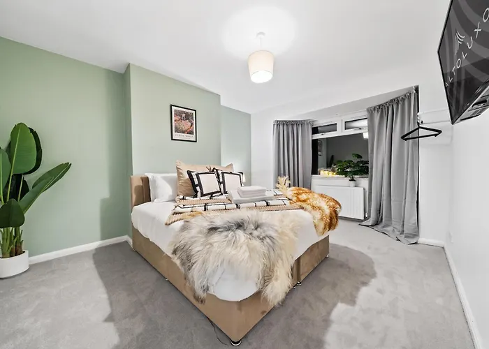 Apartamento Elegant Redhill Drive Retreat Near Eastville Park 4 Bedroom By Altoluxo Short Lets & Serviced Bristol