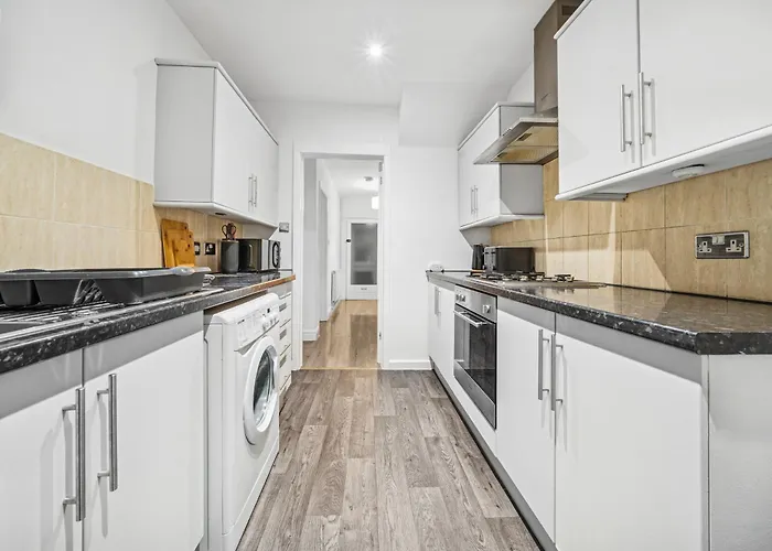 Apartamento Elegant Redhill Drive Retreat Near Eastville Park 4 Bedroom By Altoluxo Short Lets & Serviced Bristol