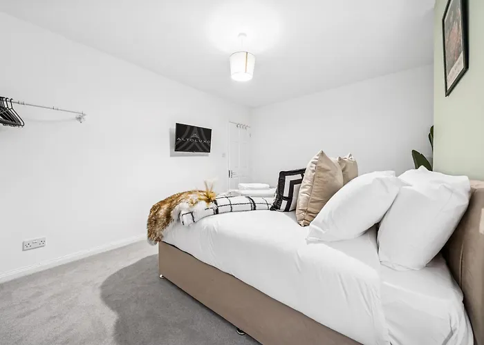 Elegant Redhill Drive Retreat Near Eastville Park 4 Bedroom By Altoluxo Short Lets & Serviced Apartamento Bristol